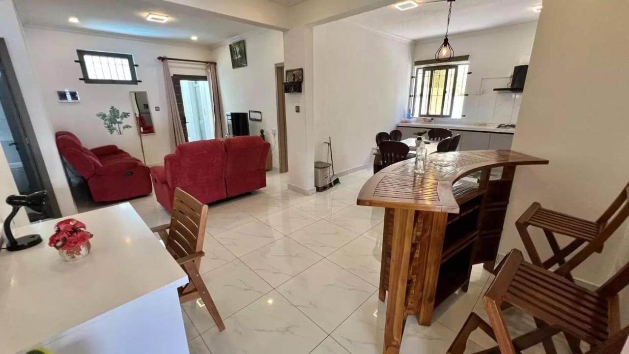 Nayuha Apt B Flic-en-Flacq 외부 사진